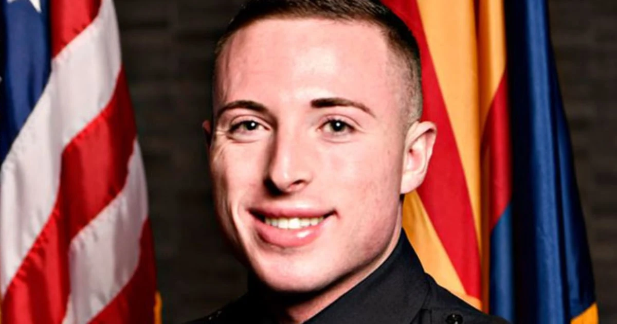 Two in custody after rookie police officer and bystander shot dead at Arizona reservation