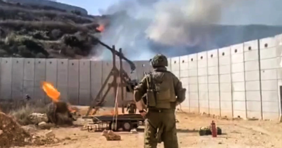 Israeli troops use medieval-style trebuchet weapon in fighting at Lebanon border