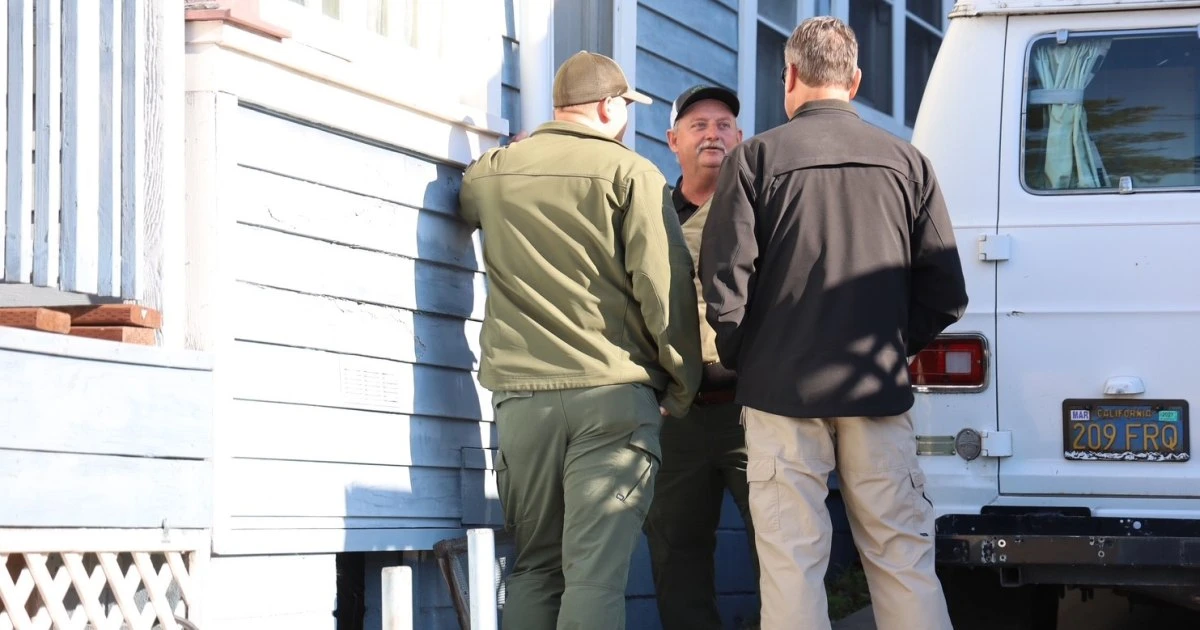 Authorities investigating 1996 disappearance of Kristin Smart search home in California
