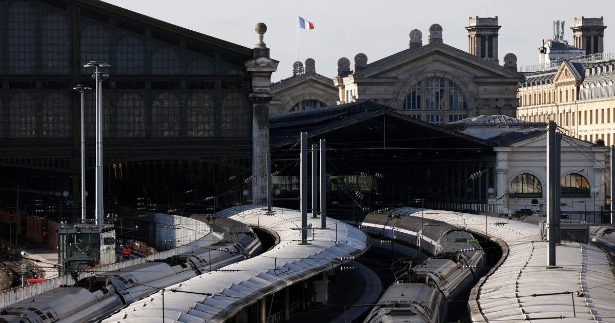 Major train disruptions after unexploded WWII bomb found near Paris train station