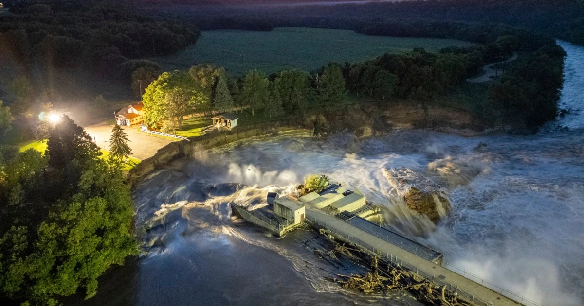 Dams in distress: Partial failure in Minnesota offers a nationwide warning