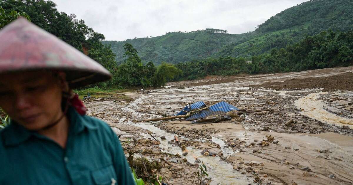 Flash flood sweeps away hamlet as Vietnam’s storm toll rises to 141 dead