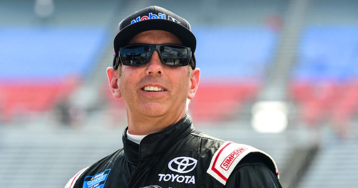 Friends of late NASCAR star Greg Biffle  looted funds shortly after he died, investigators say