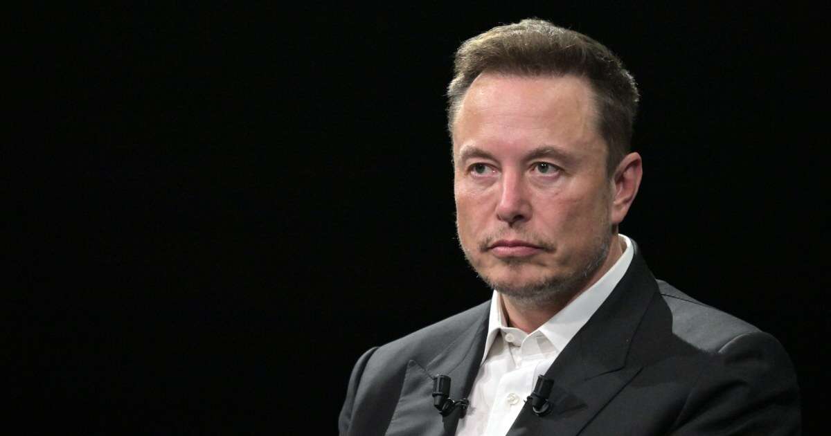 Elon Musk steers X into deeper controversy with conspiracy theorist Alex Jones 