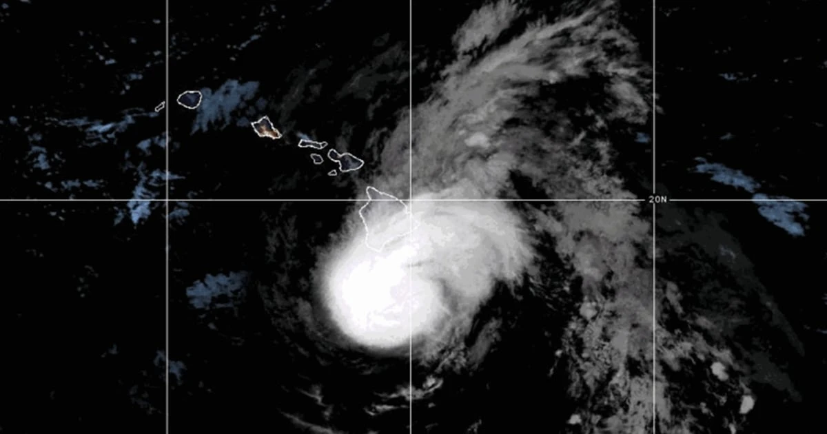 Hurricane Hone expected to bring heavy rain and damaging winds to Hawaii's Big Island
