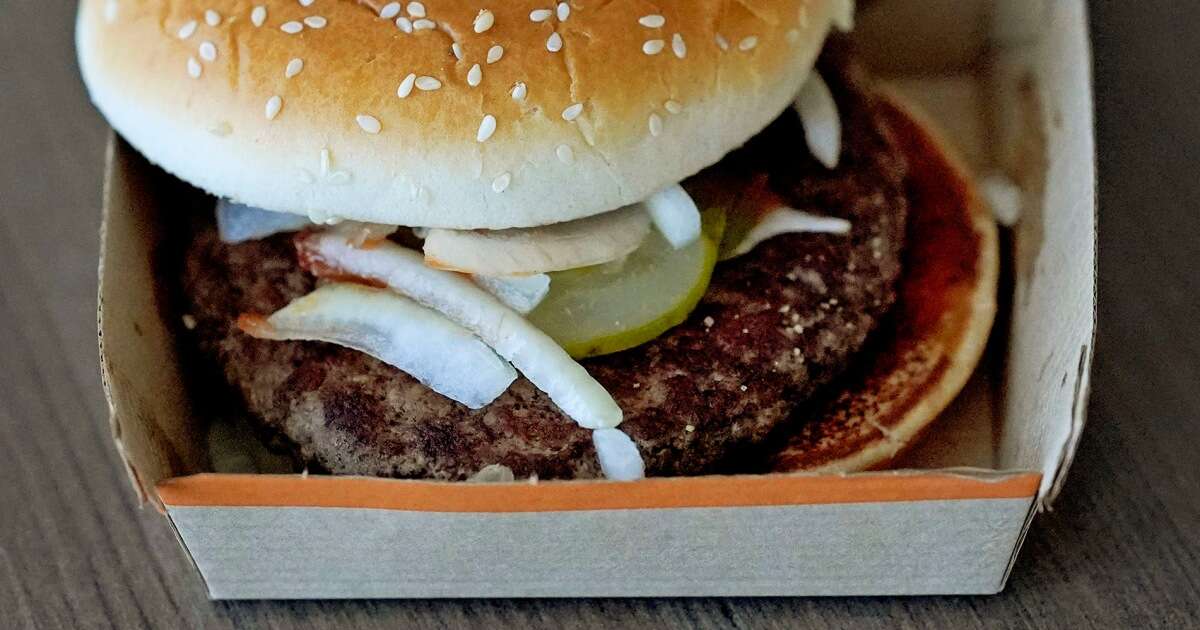 CDC says slivered onions are likely cause of McDonald's E. coli infections as cases rise to 90