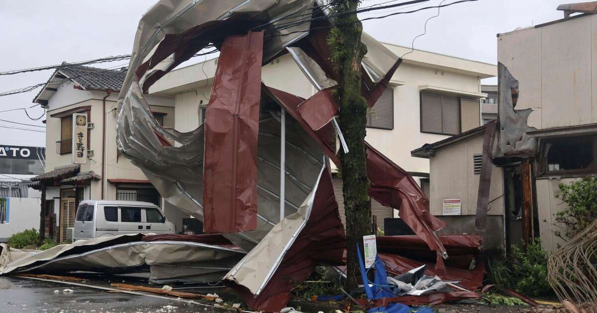 Typhoon Shanshan lashes Japan with torrential rain and strong winds