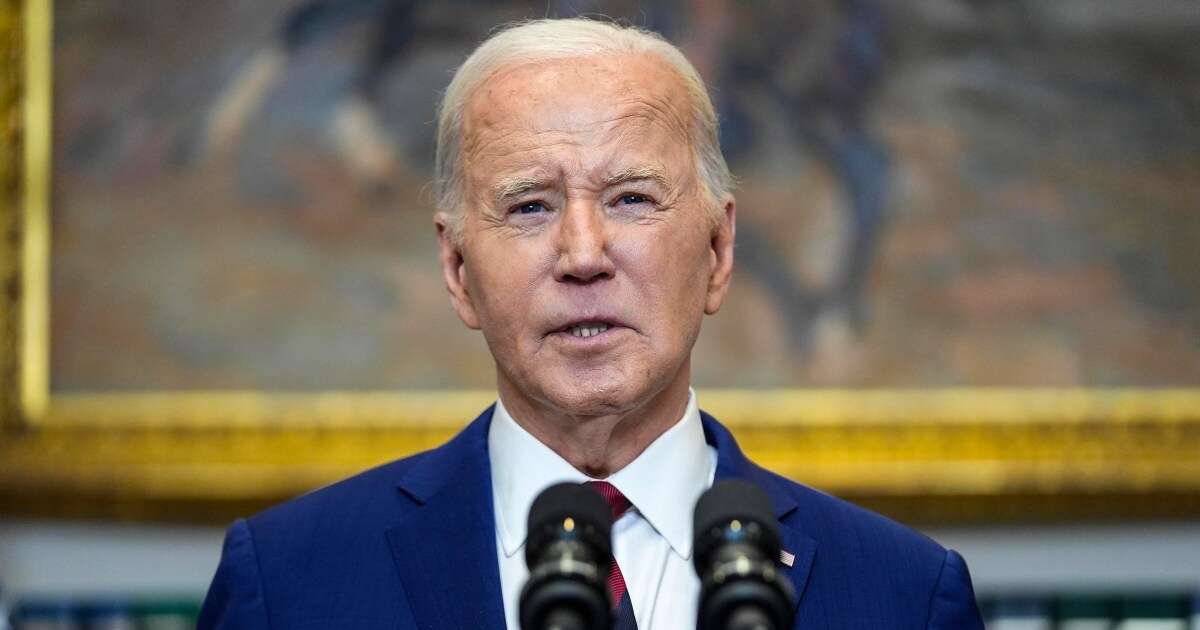 Biden says he wants federal government to pay for rebuilding of Baltimore bridge after cargo ship crash