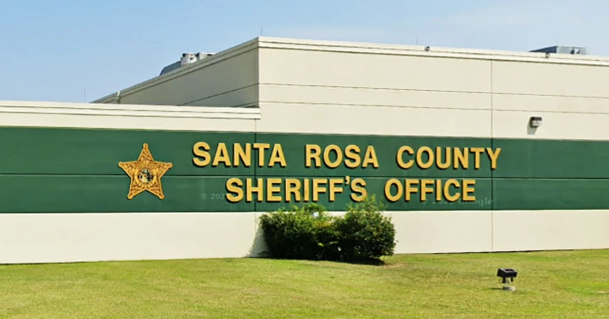 Florida woman held captive is rescued after restaurant worker finds note begging for help