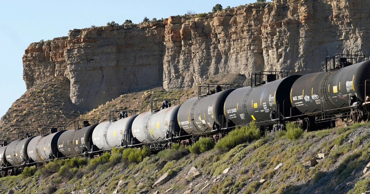 Supreme Court endorses narrow environmental reviews in challenge to Utah railroad project 