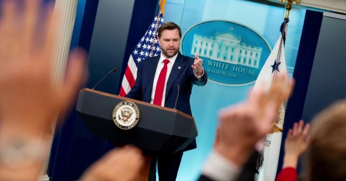 White House defends Iran deal amid criticism