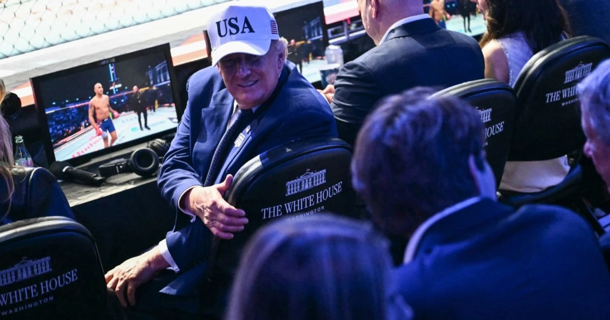JD Vance introduces Pope’s brother to Trump