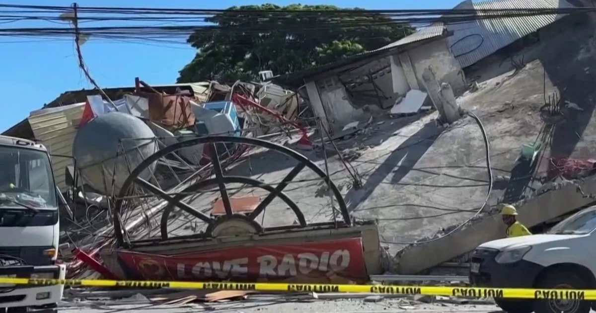 Buildings crumble in deadly earthquake