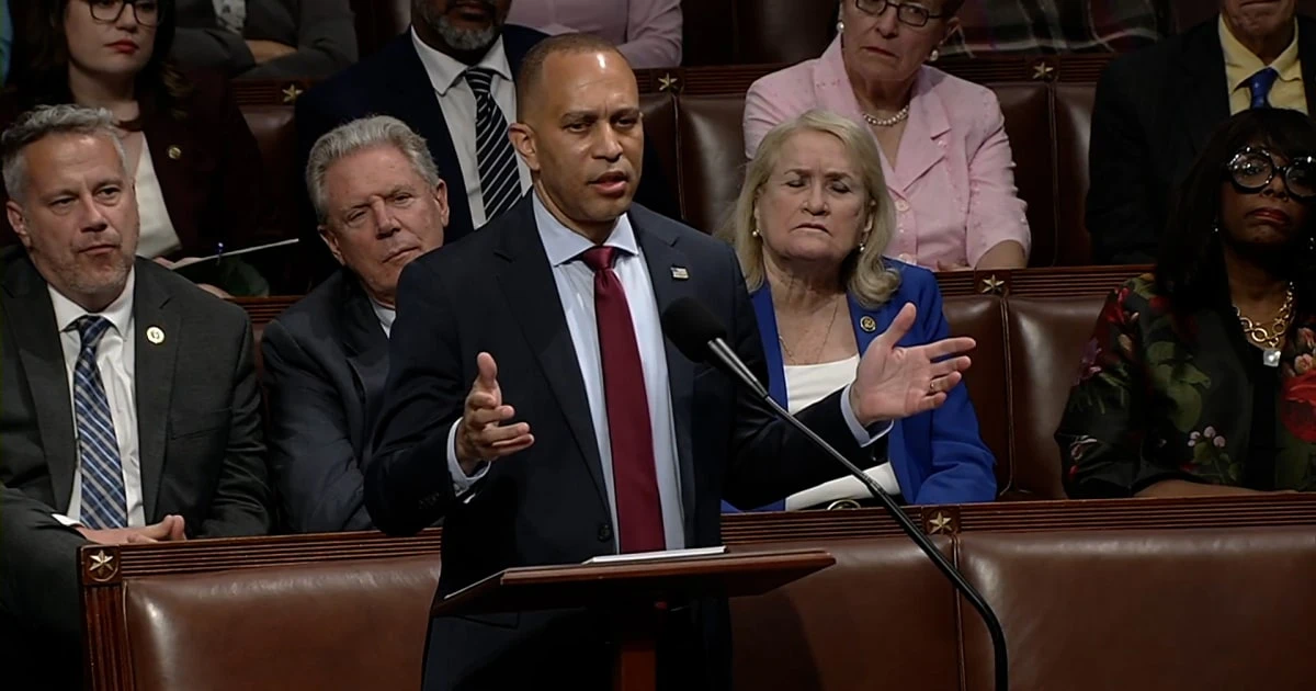 'I'm gonna take my time': Jeffries delays House vote with hourslong speech