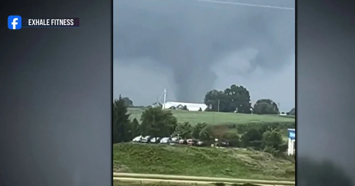 Tornado rips through western Wisconsin
