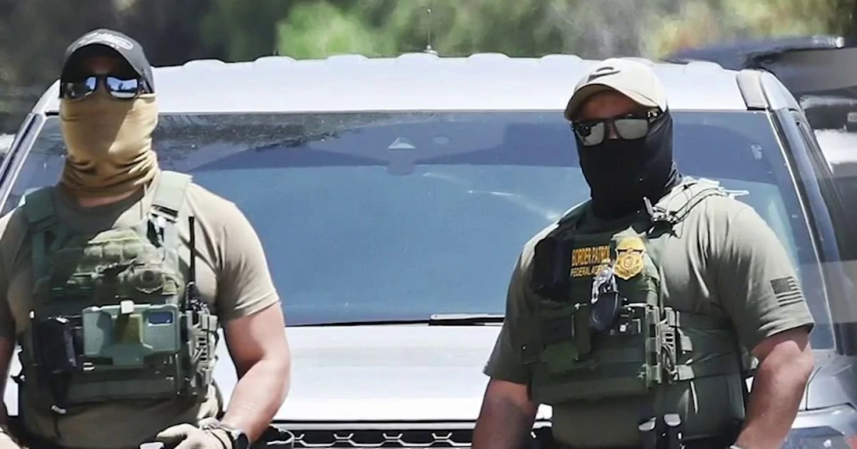 Democrat lawmakers push back against ICE agents wearing masks