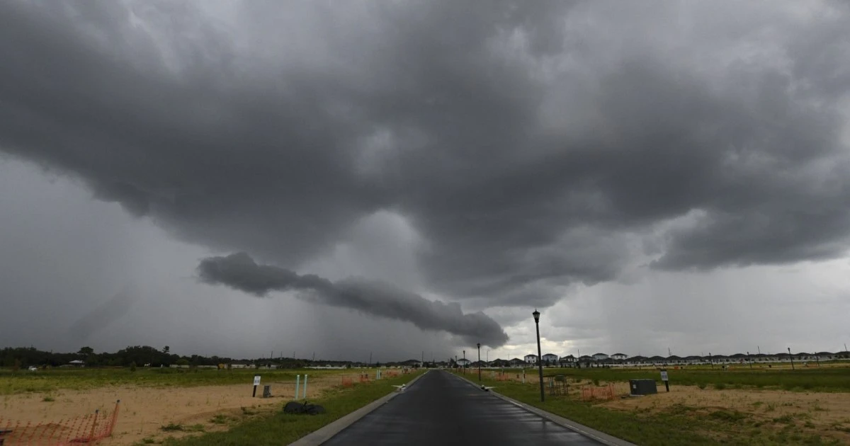 Some GOP lawmakers ‘don’t see danger’ in conspiracies with legislation banning weather modification