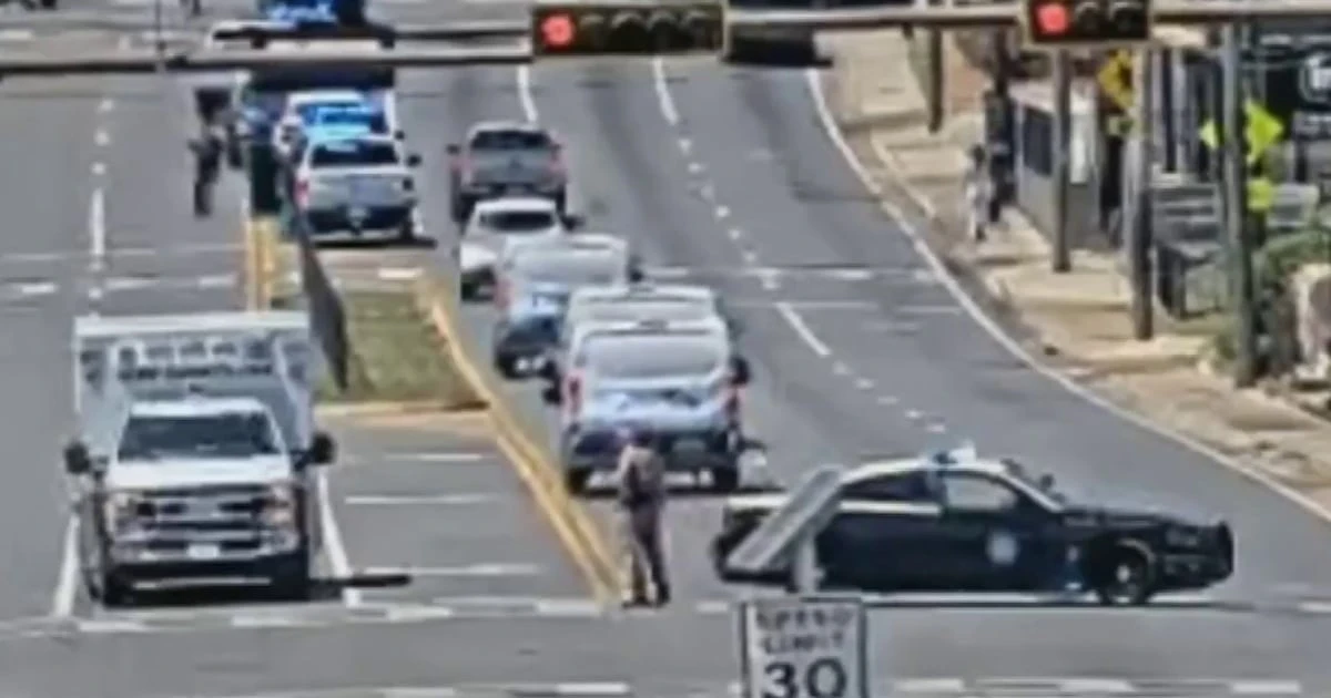 'Nothing but blue lights': FSU student describes aftermath of campus shooting