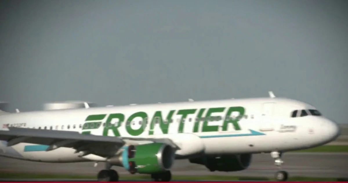 Plane has close call with trucks at LAX