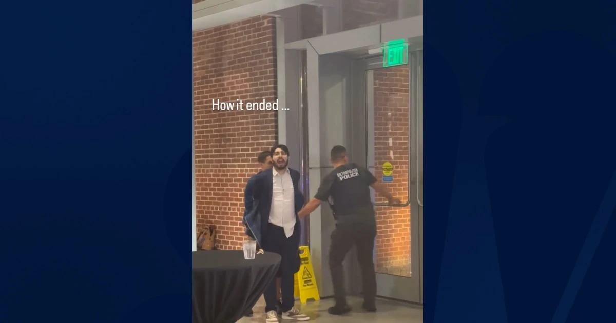 Video shows moment suspected Jewish Museum gunman is detained
