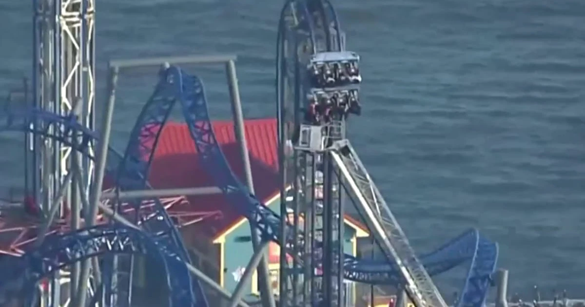Eight riders rescued after Texas roller coaster malfunction leaves them stranded for hours