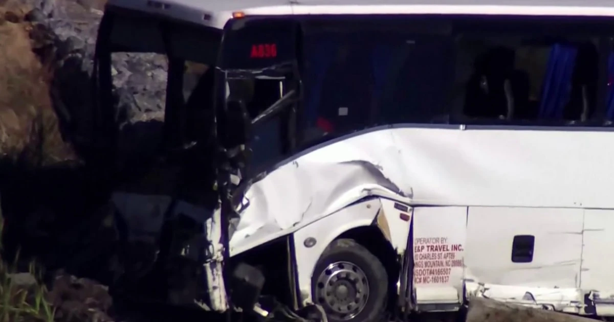 Two children among five killed in Virginia bus crash