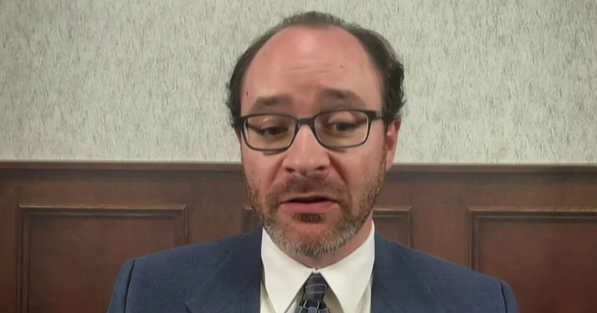 Illinois representative talks bill that would regulate AI companies