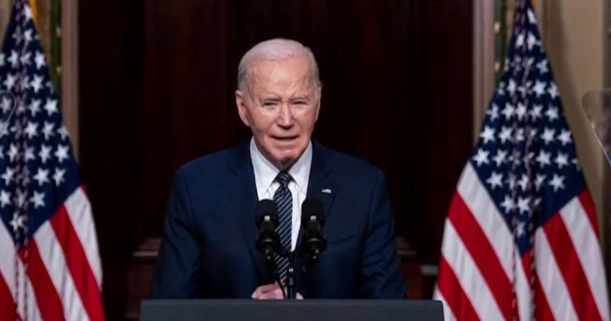 Biden talks to Howard Stern as campaign looks to reach voters