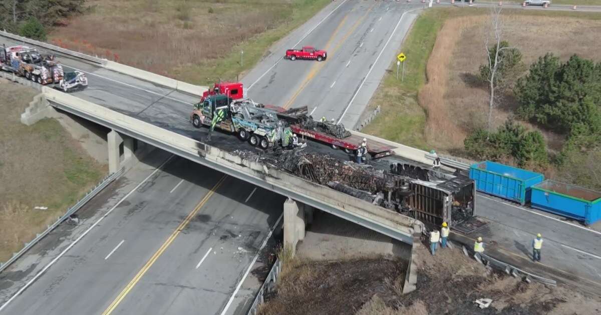 Michigan semitruck crash kills four people