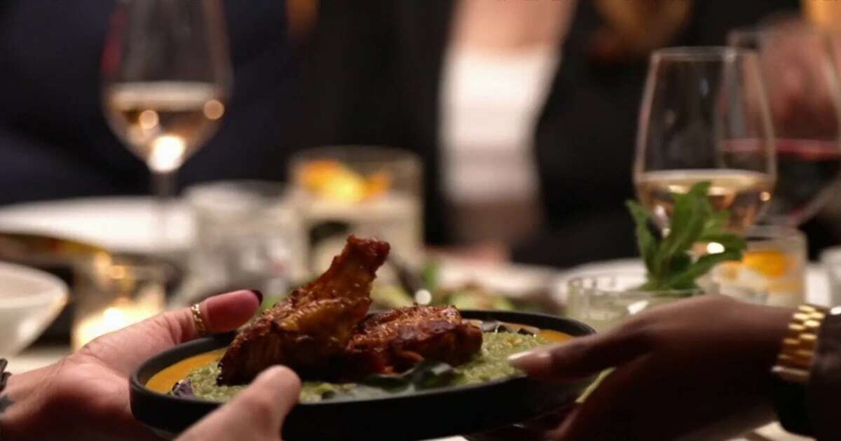 This app connects strangers through shared meals and conversation