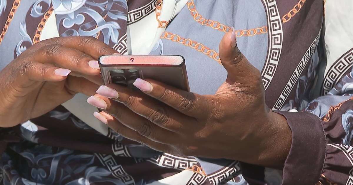 California mother calls for increased school security after racist text messages