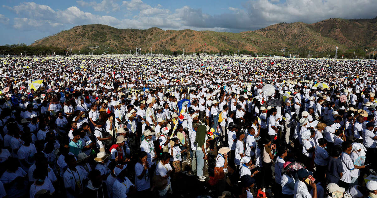 Nearly half of East Timor's population attends Mass with Pope Francis