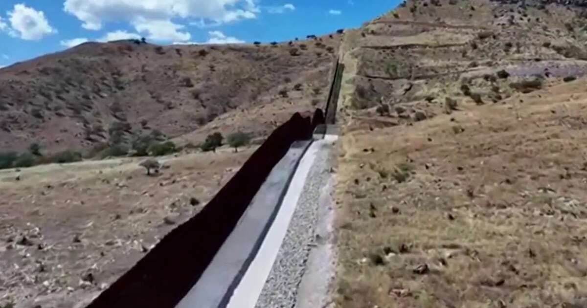 Border wall becomes symbol of immigration issue in campaign