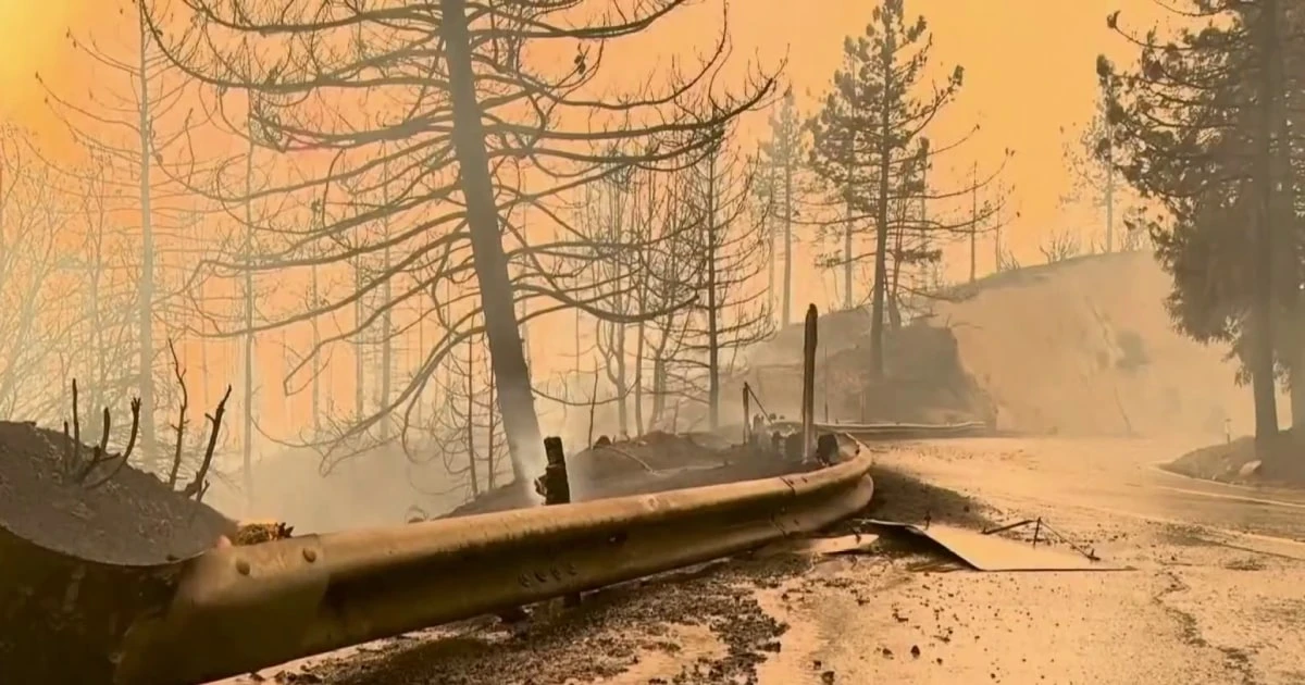 Southern California wildfire forces thousands to evacuate