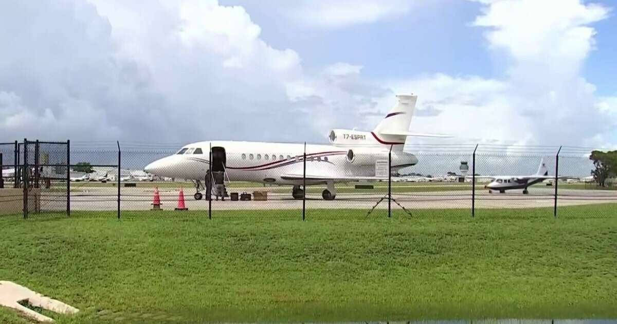 U.S. government seizes plane used by Venezuelan president