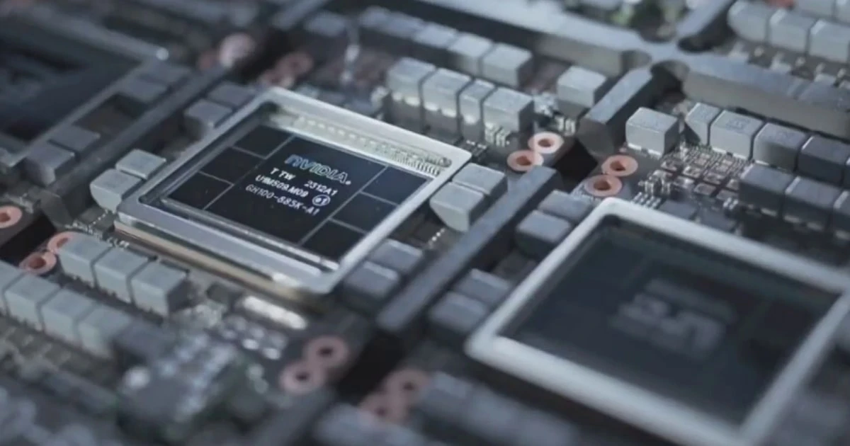 Nvidia reports 262% jump in sales, signaling continuing AI boom