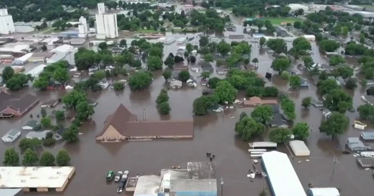 Extreme weather grips the nation in first weekend of summer