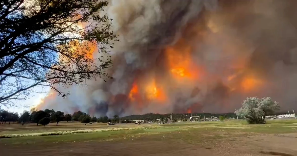 South Fork Fire forces evacuations near Ruidoso, New Mexico