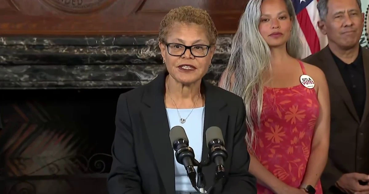 'How dare you': Mayor Bass responds to Vance's comments on Sen. Padilla