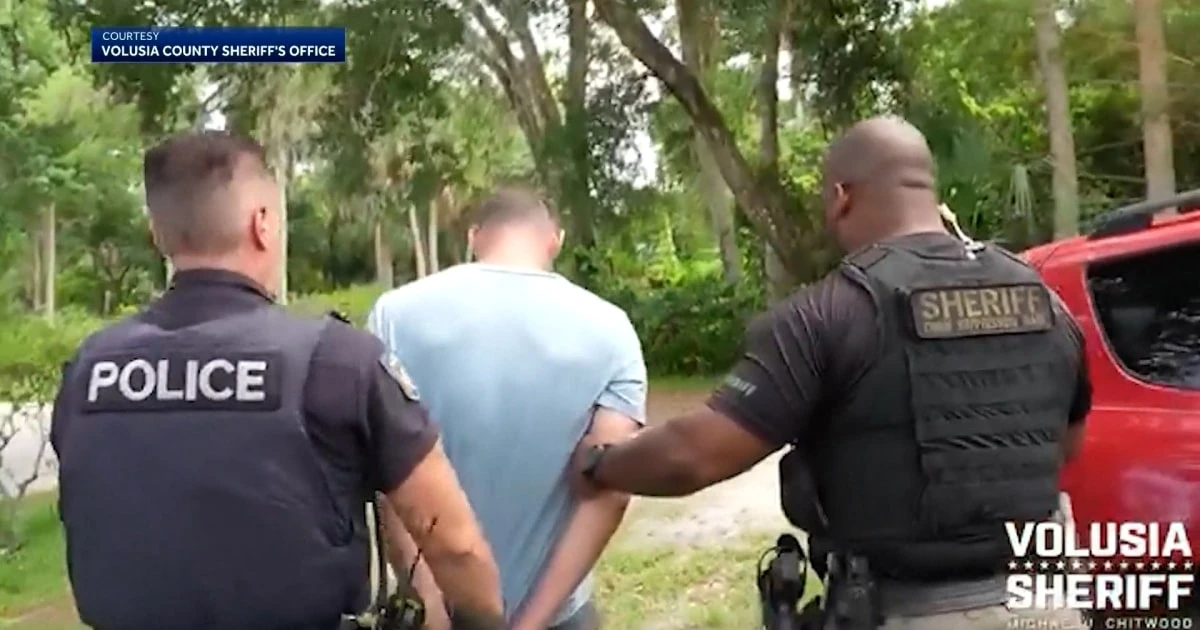 Florida father faces manslaughter charges after police say he left child in hot car