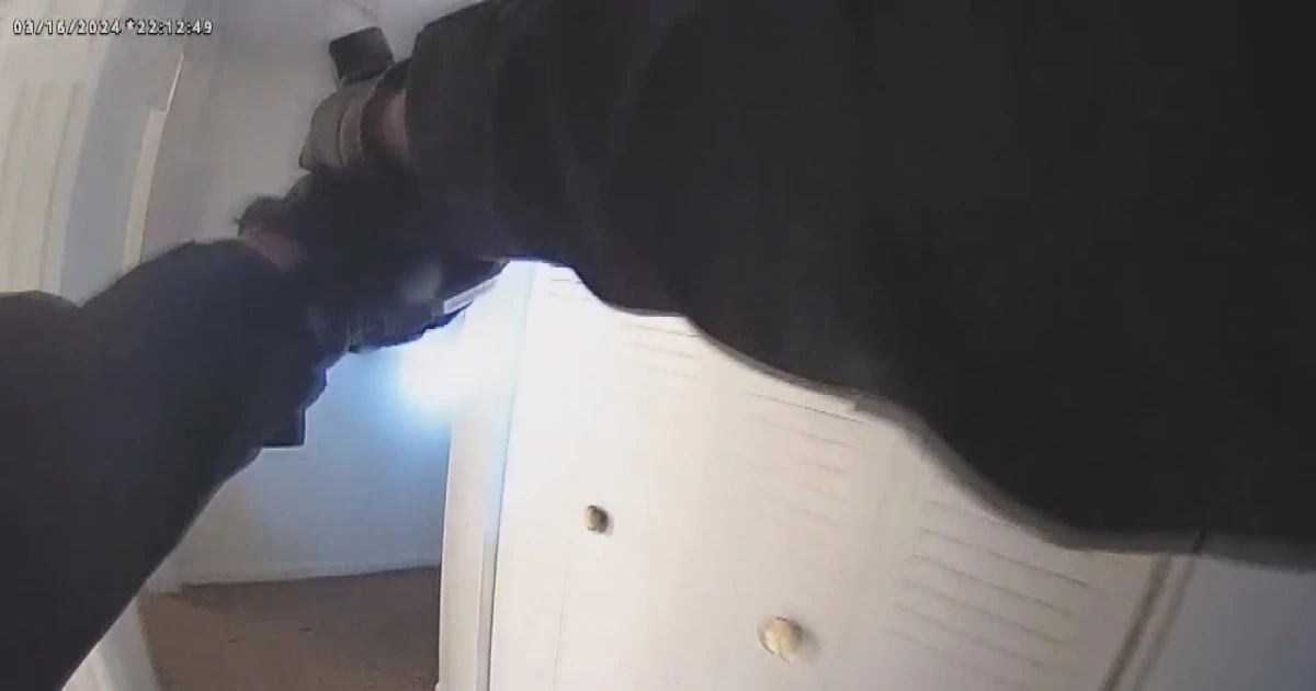 Bodycam video shows fatal police shooting of  Illinois 4-year-old