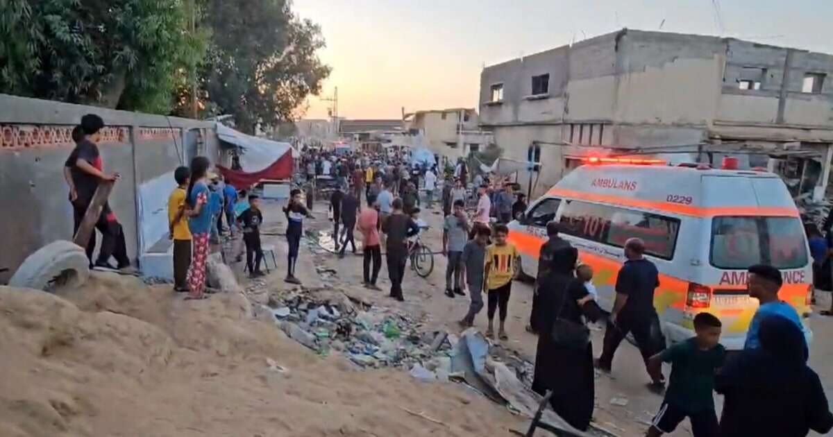 Video shows the moment a deadly strike hits Al-Awda school in Gaza