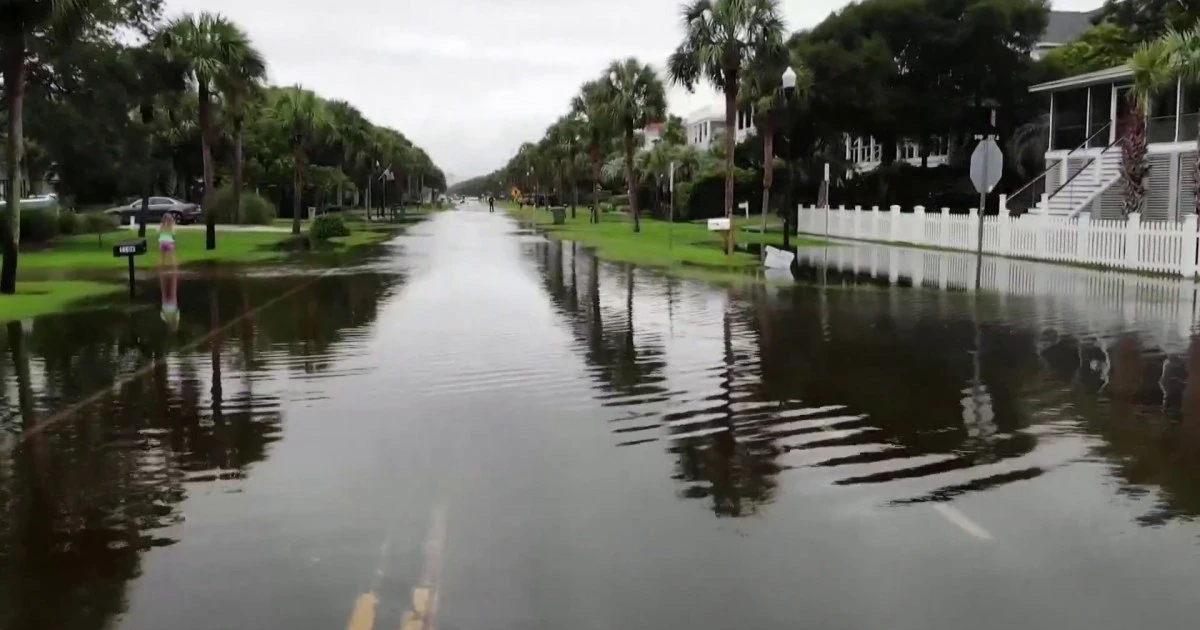 Tropical Storm Debby creeps up East coast after slamming South