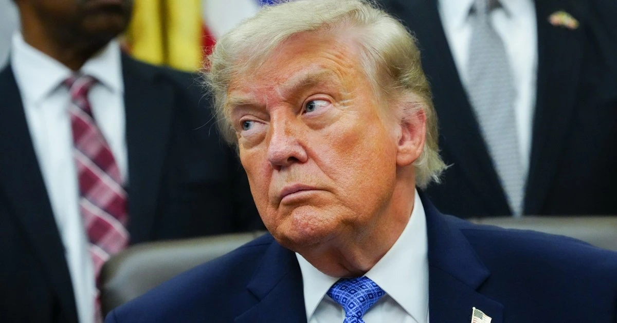 Trump Warns ‘Islamic Republic May No Longer Exist’ Amid Strikes