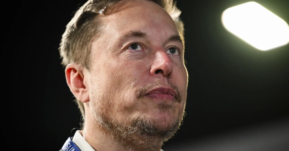 Elon Musk under fire for endorsing antisemitic post on X