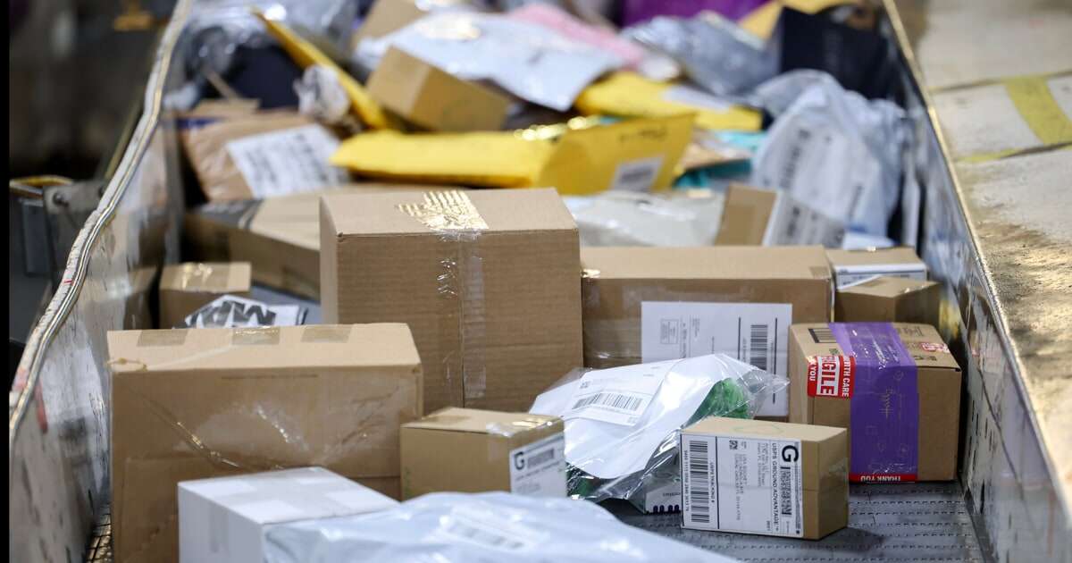 Holiday shipping deadlines: It's crunch time for procrastinators