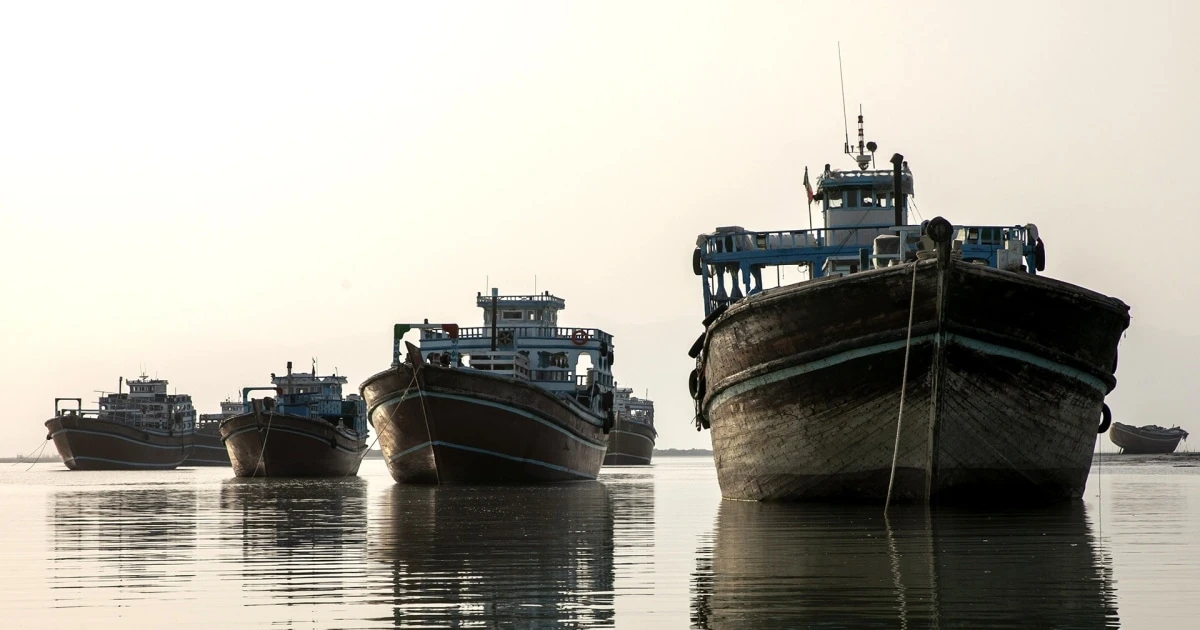 US and Iran Reach Framework Deal to End War, Reopen Hormuz