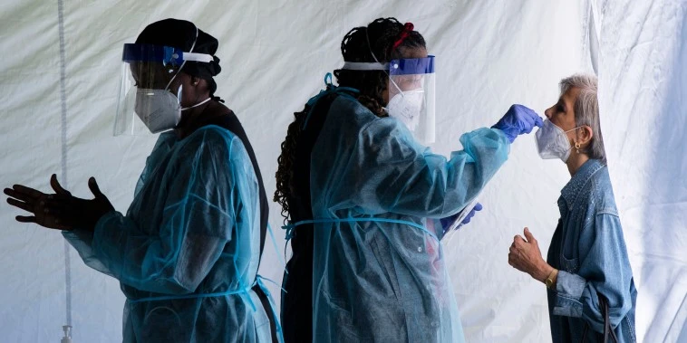 Scientists disagree whether infection and vaccination give equal Covid protection