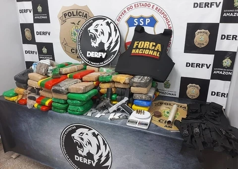 Grupo é preso com mais de cem tabletes de drogas que iriam abastecer outros