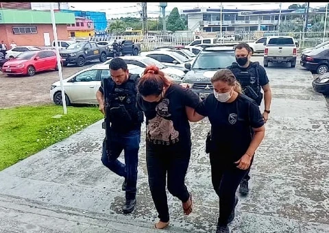 Mulher é presa por mandar assassinar mãe em Manaus: 'era para ser com tiro'